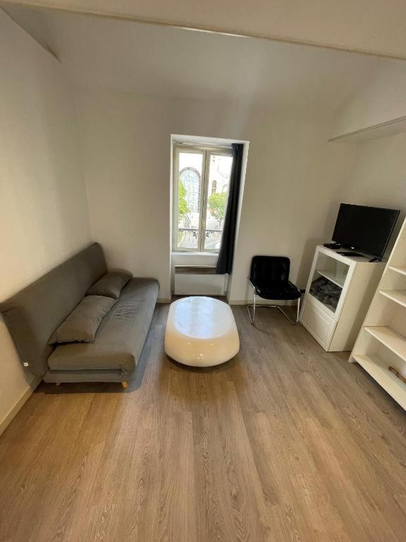 Appartements Sympas Et Confortables Proche De Paris Nanterre Exterior photo